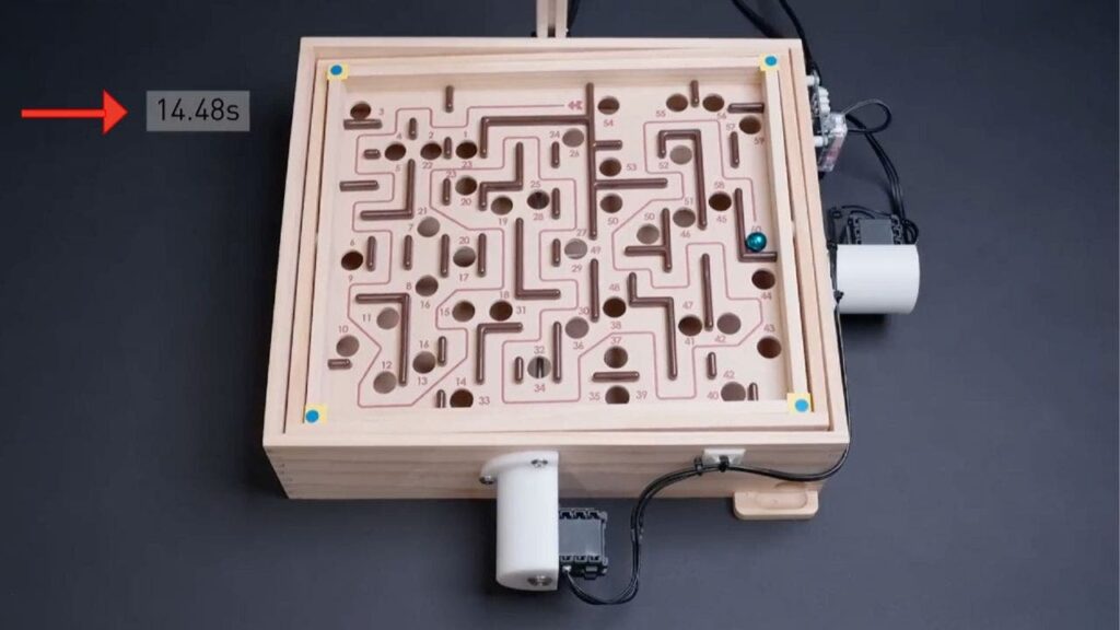 How an AI robot broke the human world record in Maze, a classic marble maze game