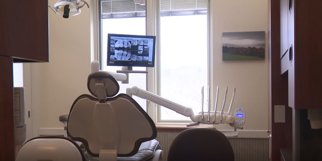 Artificial Intelligence Vt.  Used in dental procedures.